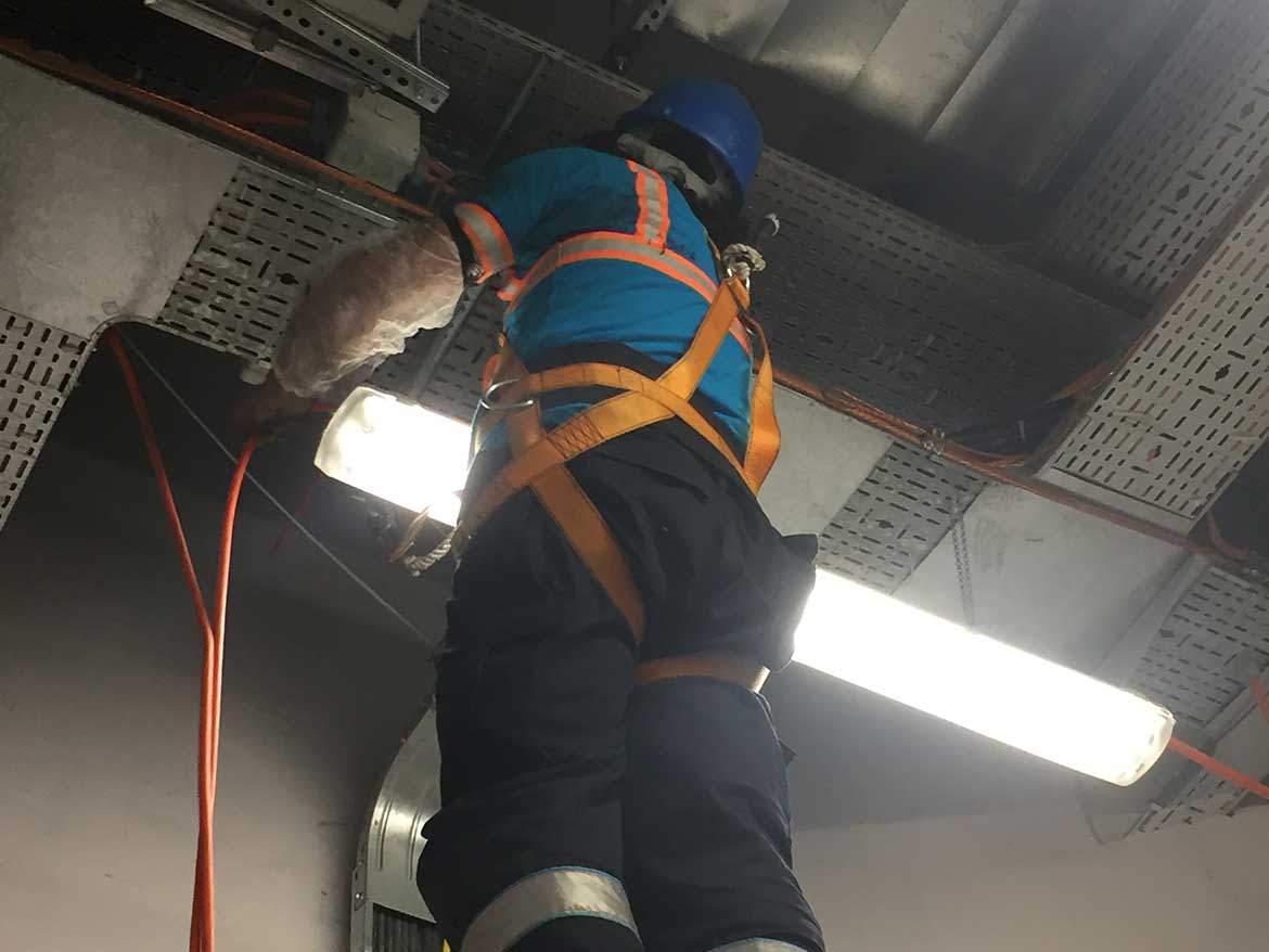 İsbak-Ulaşım A.Ş. Metro İstasyonları LCD Ekran Kablolama İşleri